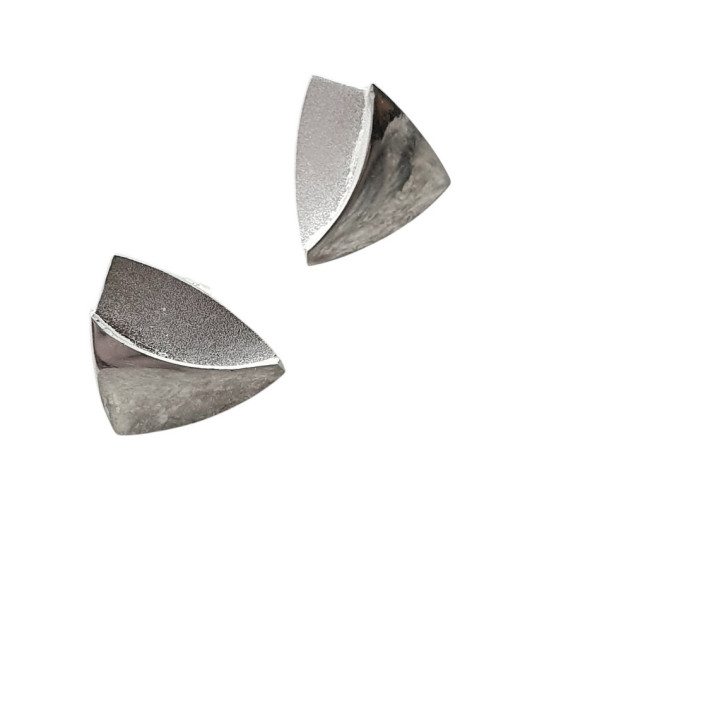 Sirokoru Myötätuulessa Downwind Silver Stud Earrings